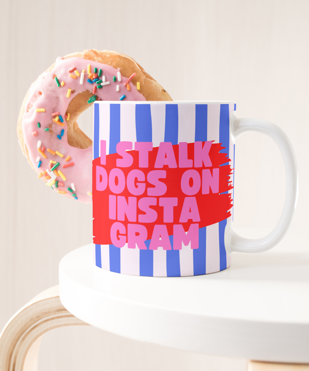 Mok I stalk dogs on Instagram